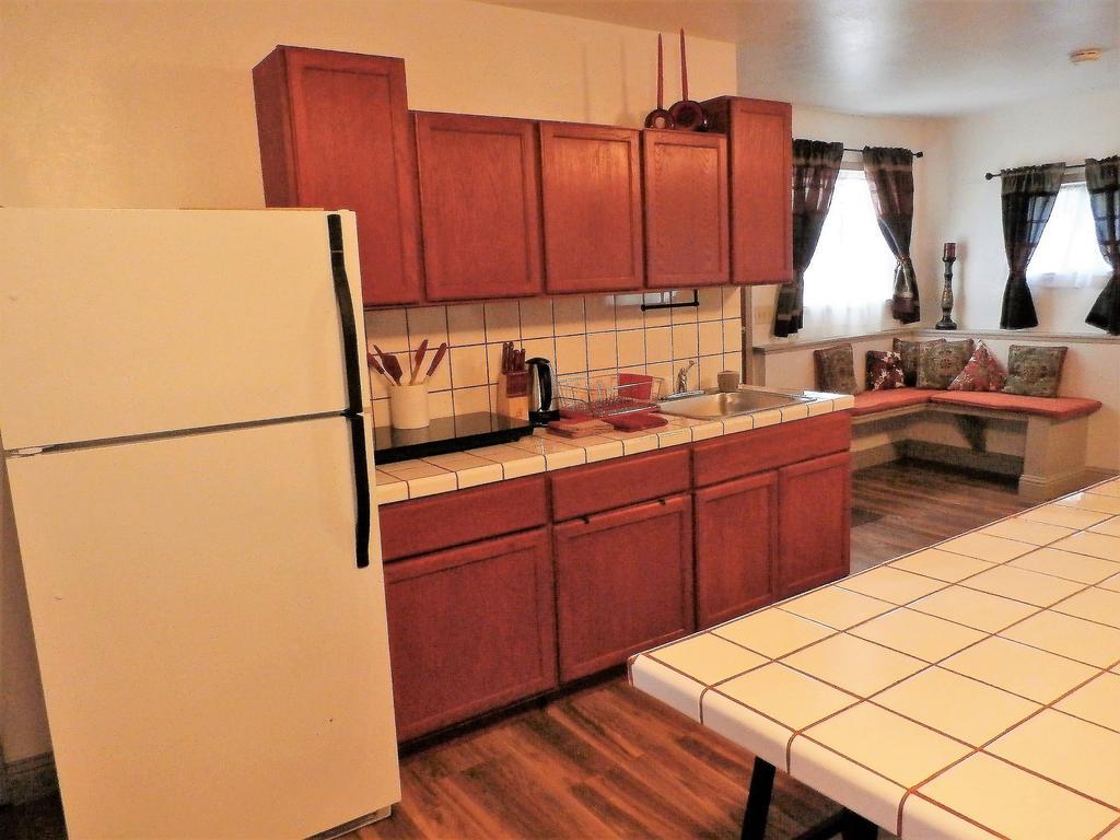 New Charming 2 Bedrooms Unit Close To Everything Oakhurst Eksteriør billede