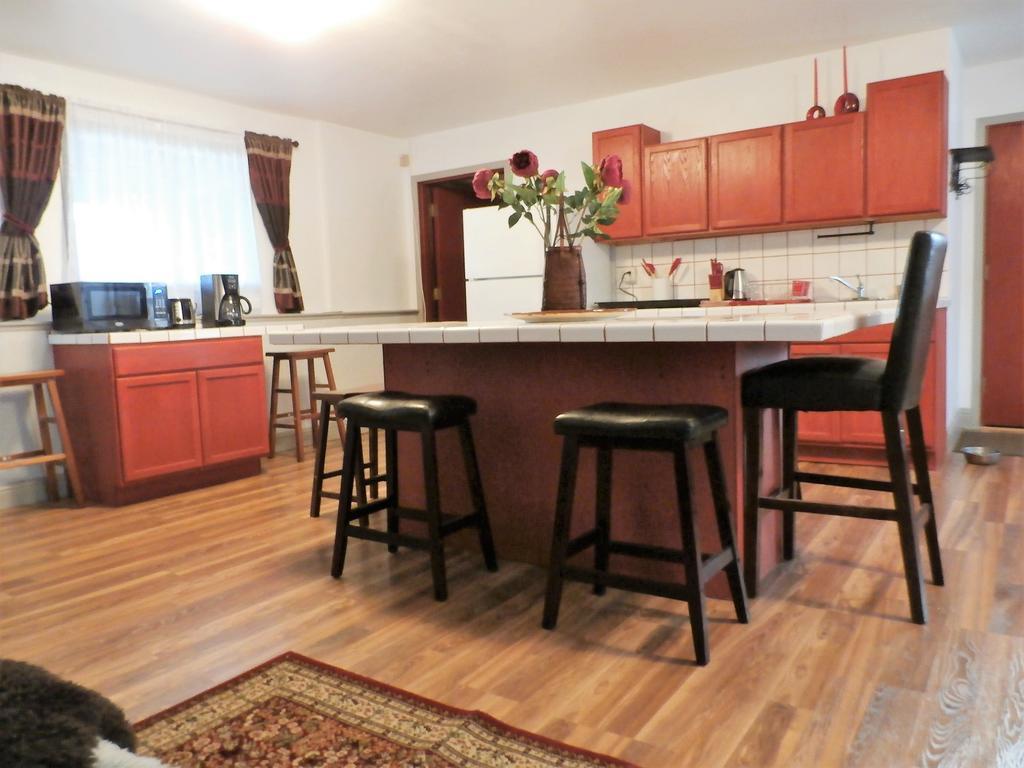 New Charming 2 Bedrooms Unit Close To Everything Oakhurst Eksteriør billede
